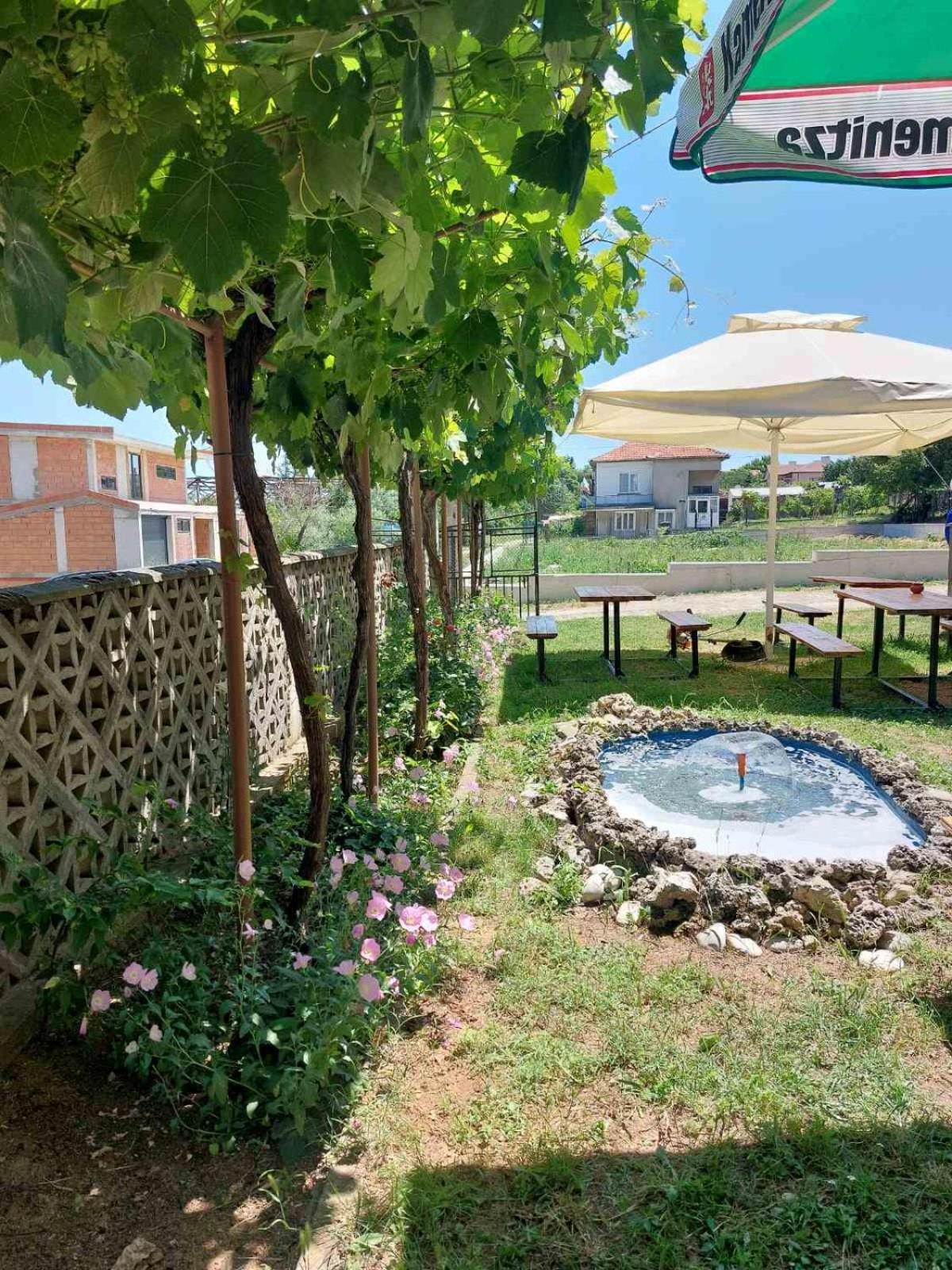 Krimski Guest House And Bungalows Бяла Екстер'єр фото